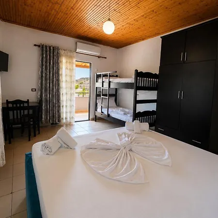 Brai's Center Apartment Ksamil